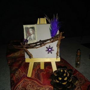 Whispering Gypsy - Gypsy magnet